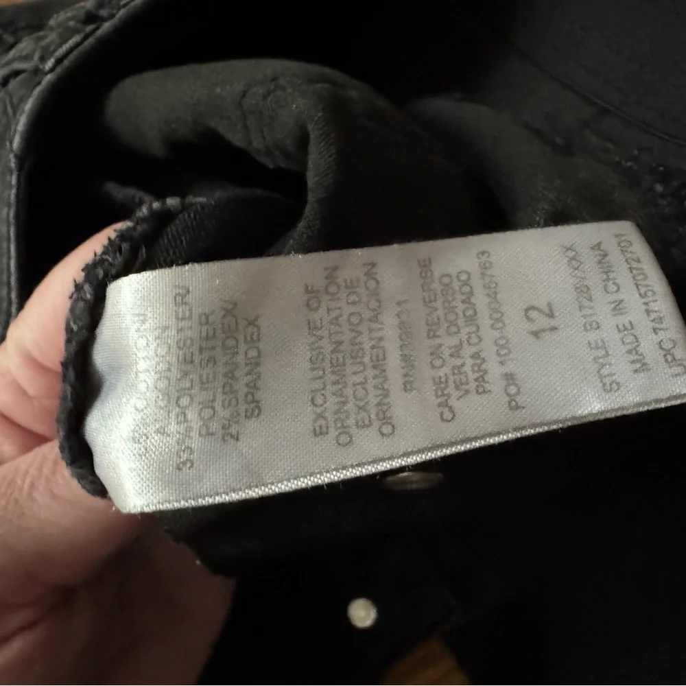 Democracy Black Ankle Jeans - Picture 9 of 14